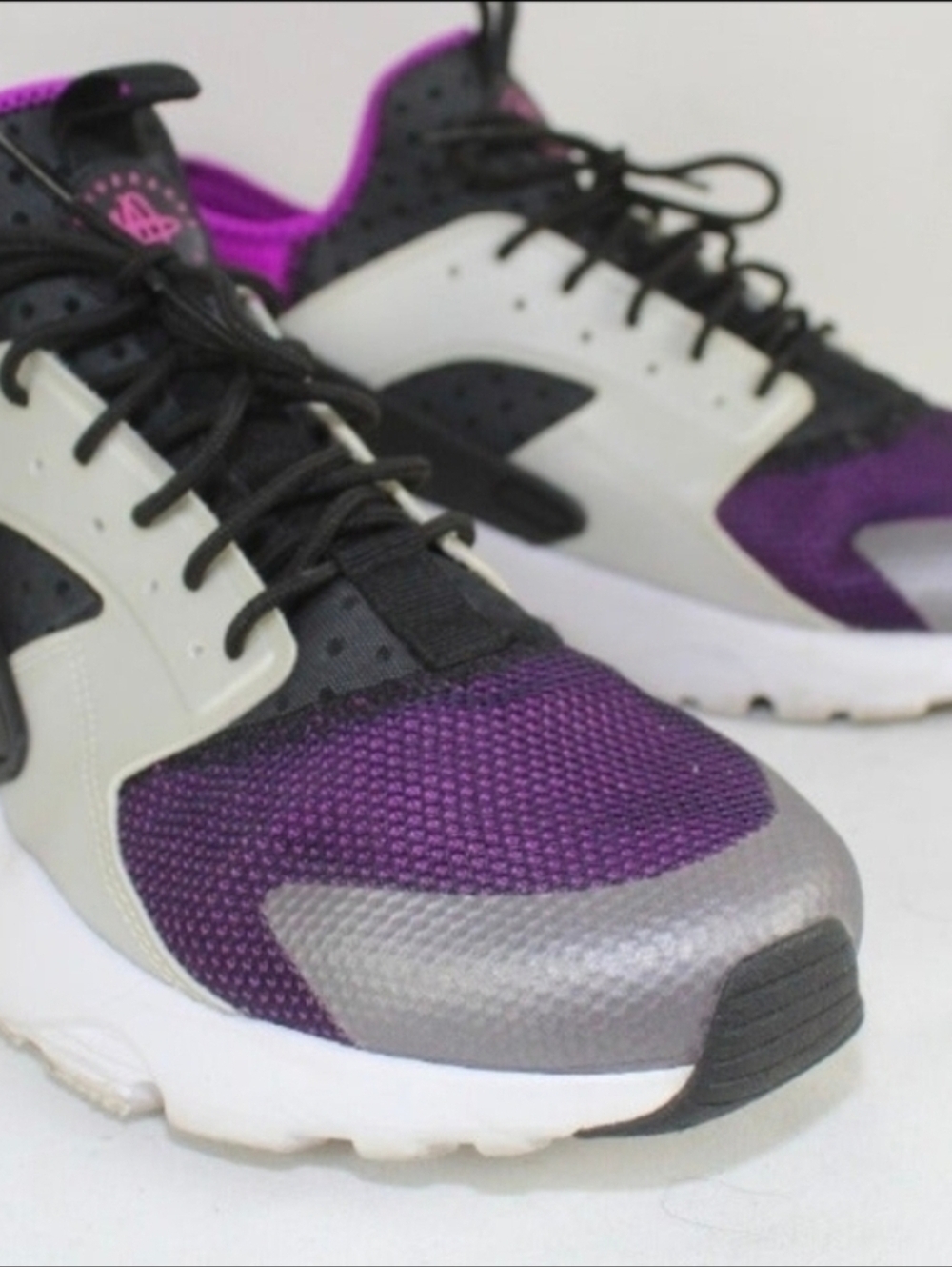 Nike Hurache Size 10 Purple/White Mens Athletic Sneakers